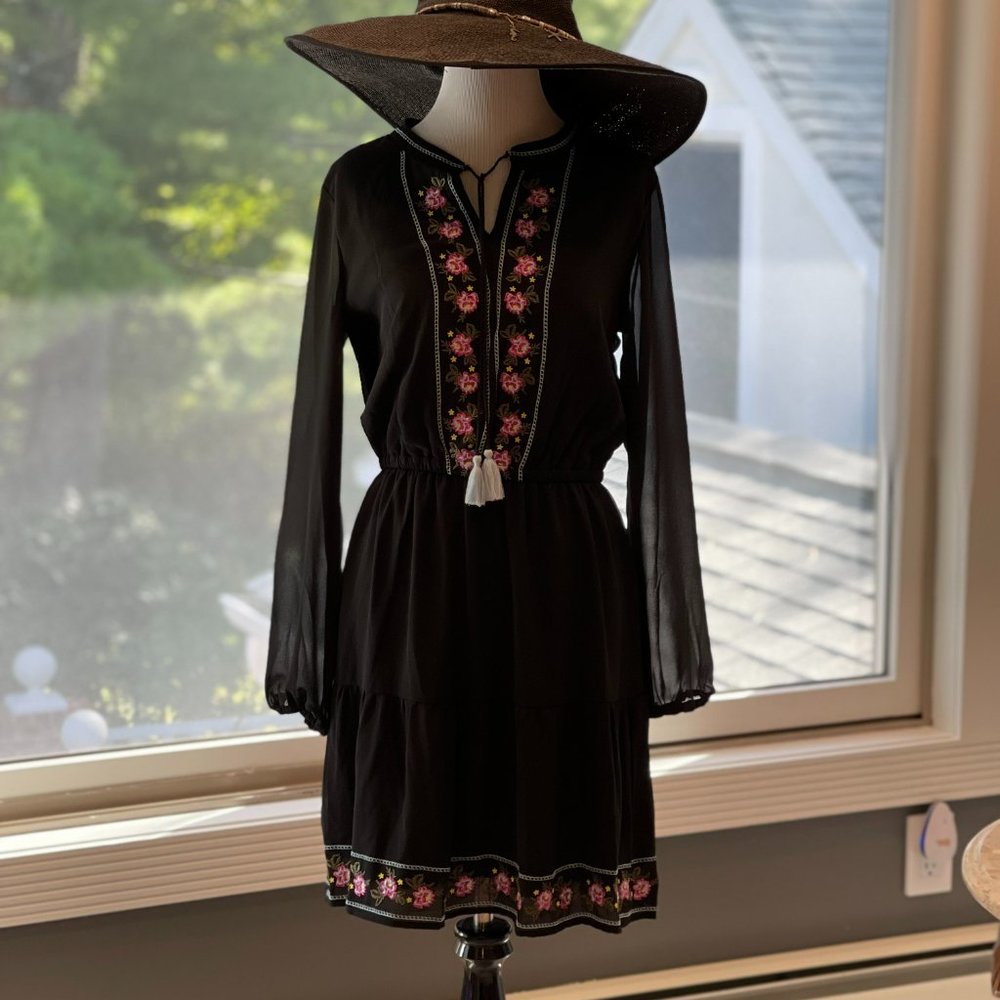 Neiman Marcus Embroidered Dress NWT